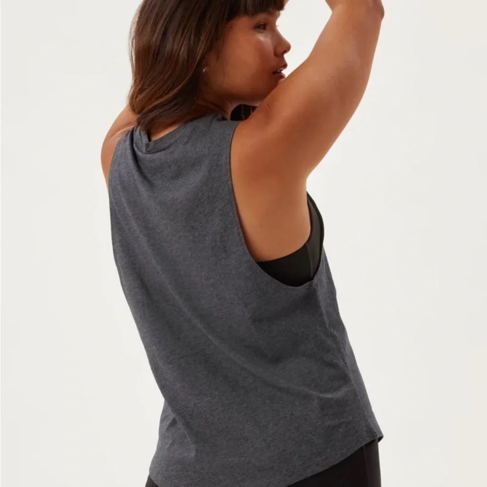 NWT Girlfriend Collective Charcoal Heather Recycled Cotton Muscle Tee - Size M‌ - Picture 3 of 10
